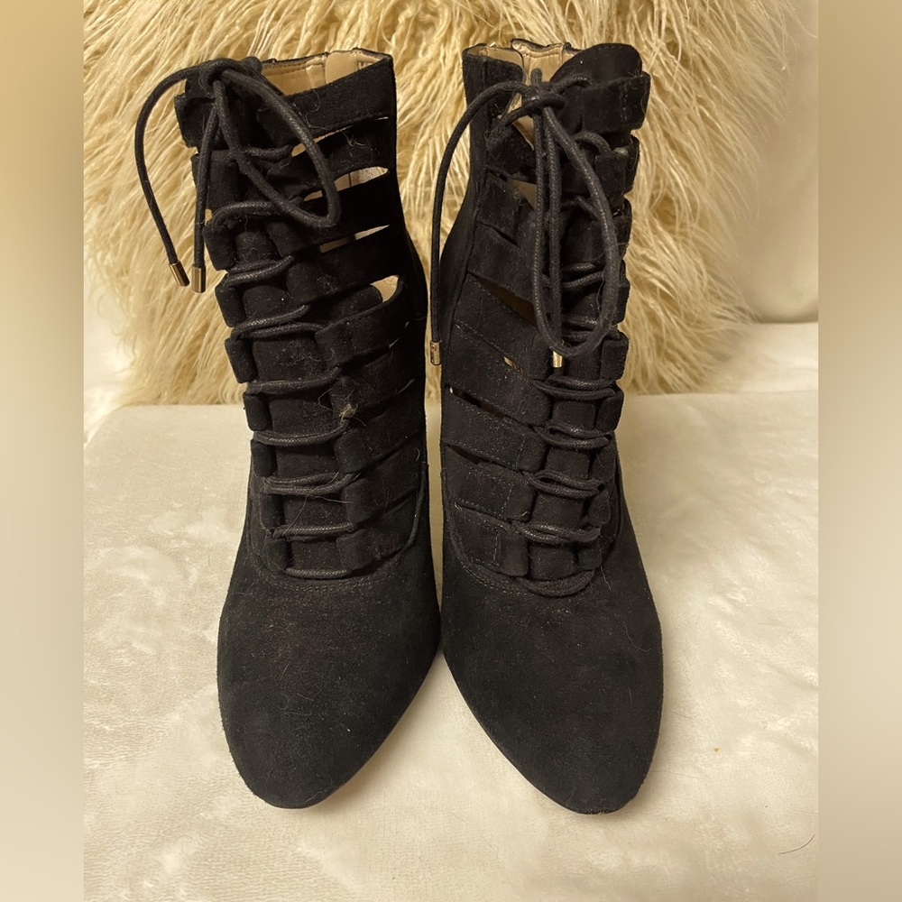 BCBGgeneration women’s booties